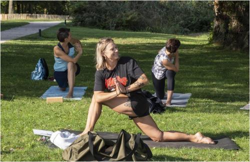 20230915-Yoga-06-proj